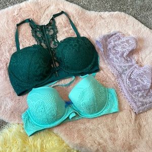 3 Victoria’s Secret bras 36C